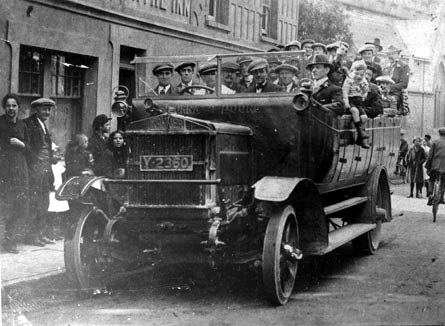 An outing of Glastonians to Burnham, 1920. The Somerset and Dorset branch line between Evercreech junction and Burnham-on-Sea could take villagers from the Somerset Levels to the seaside.